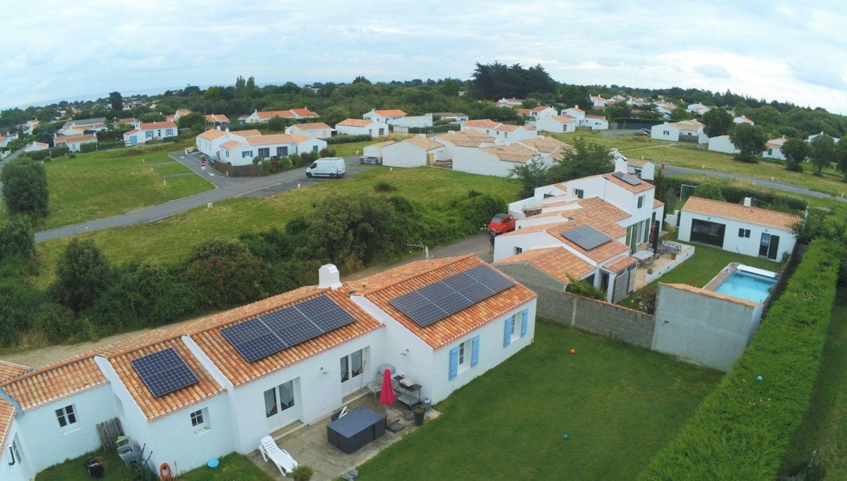 Lire la suite à propos de l’article L’opération Harmon’Yeu, pionnière du partage d’électricité entre voisins, poursuit l’aventure avec Enogrid